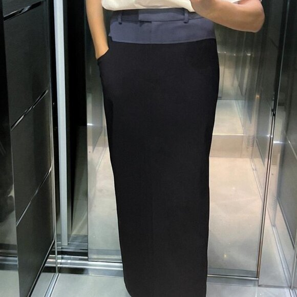 BNWT ZARA CONTRASTING WAIST PENCIL SKIRT NAVY BLUE XS - Picture 2 of 5